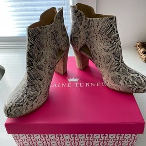 Elaine Turner booties